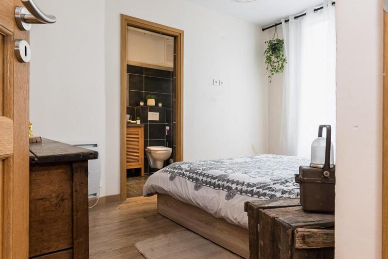 Charming One-Of-A-Kind Apartment. Сент-Уен Екстериор снимка