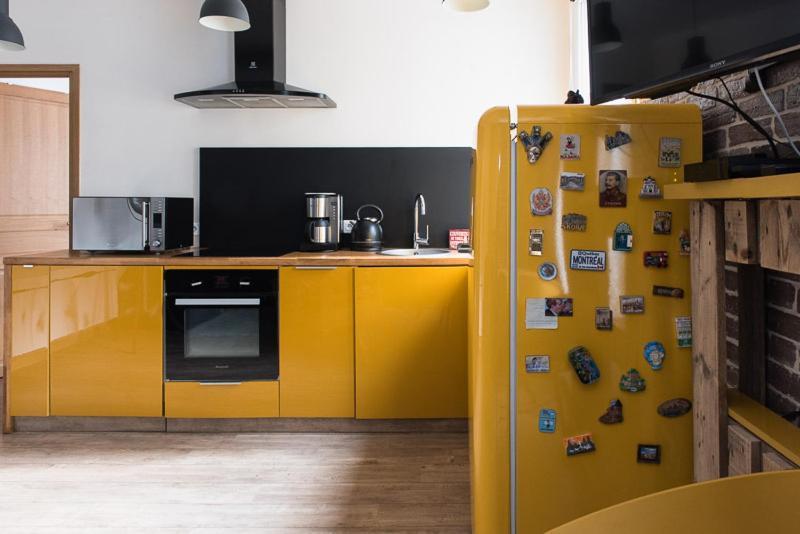 Charming One-Of-A-Kind Apartment. Сент-Уен Екстериор снимка