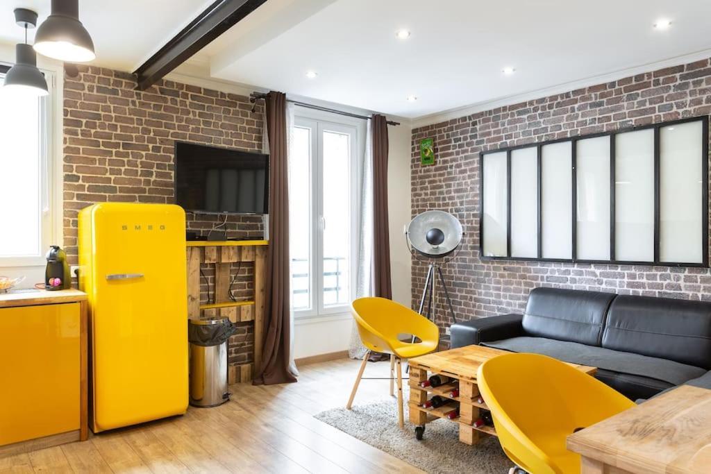 Charming One-Of-A-Kind Apartment. Сент-Уен Екстериор снимка